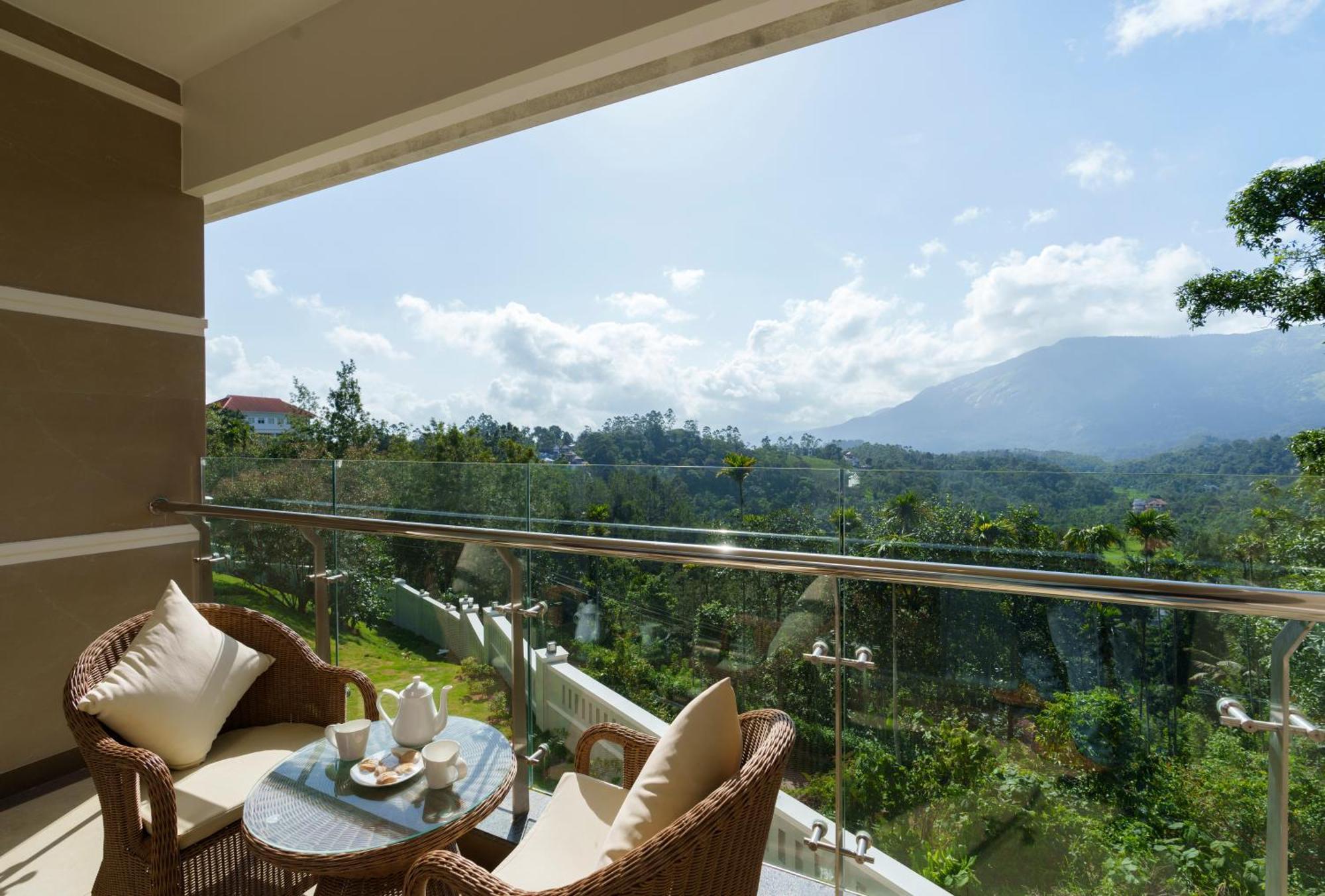 The Fog Munnar Hotel Exterior photo